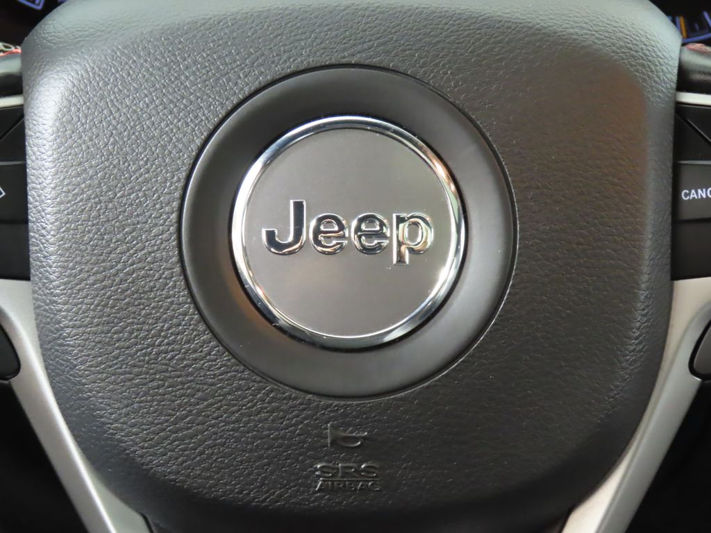 Thumbnail: 2020 Jeep Grand Cherokee - 19