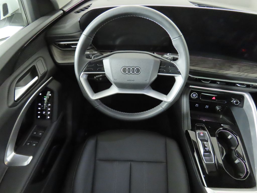 2025 Audi Q5 Premium 11