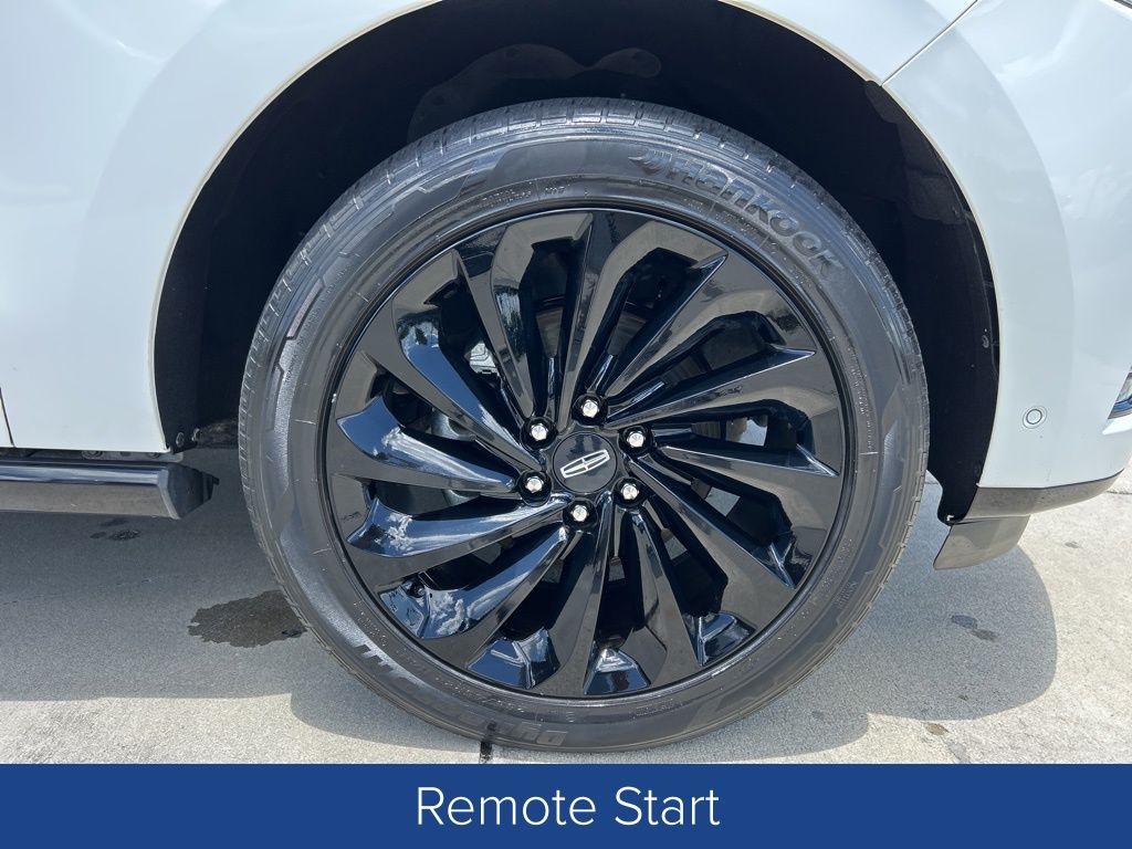 2021 Lincoln Navigator L Black Label
