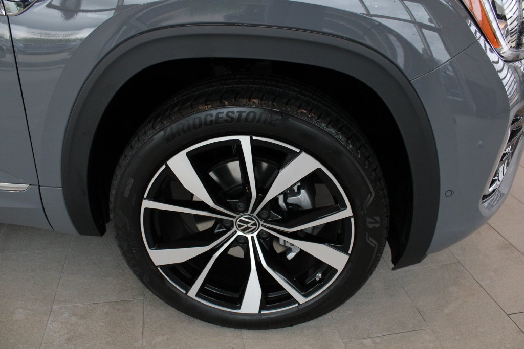 New 2026 Gray Volkswagen SEL Premium R-Line image 28
