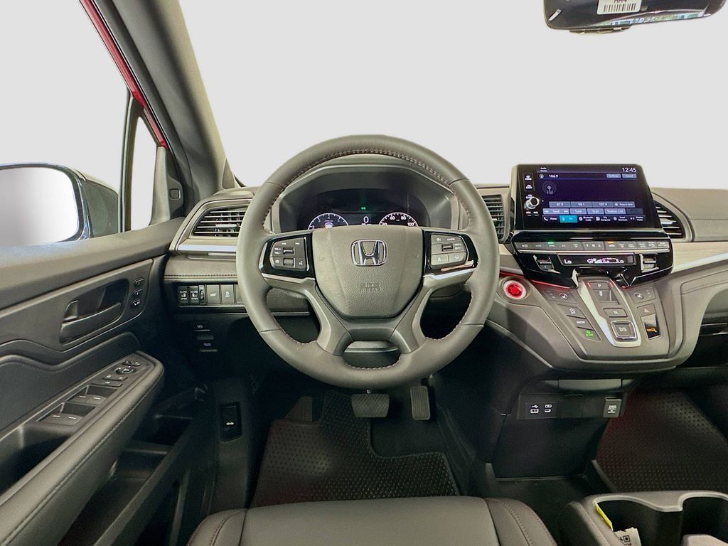 Thumbnail: 2026 Honda Odyssey - 18
