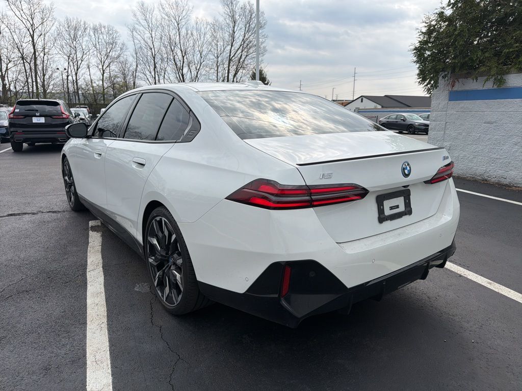 Thumbnail: 2024 BMW i5 - 3