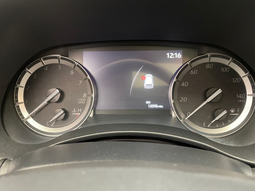 2022 Toyota Highlander XLE 24