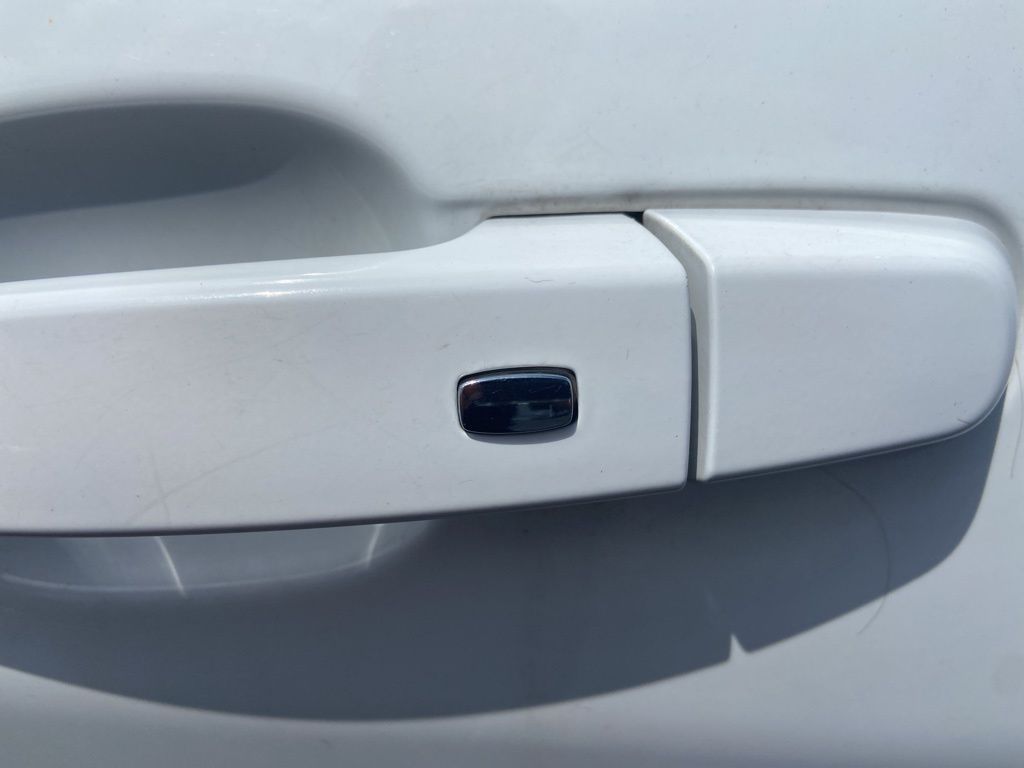 Thumbnail: 2020 Chevrolet Equinox - 11