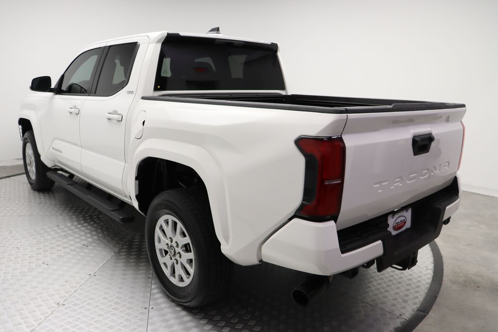 Thumbnail: 2024 Toyota Tacoma - 11
