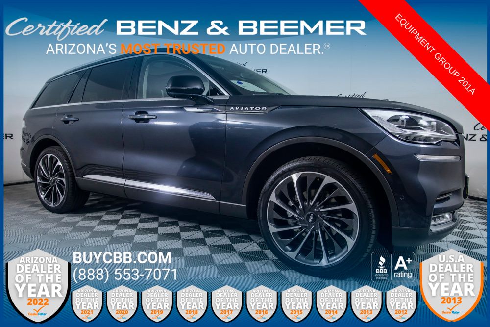 Flight Blue Metallic Clearcoat 2024 Lincoln Aviator Reserve AWD SUV / Crossover All-Wheel Drive Automatic