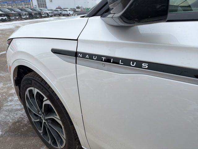 2025 Lincoln Nautilus