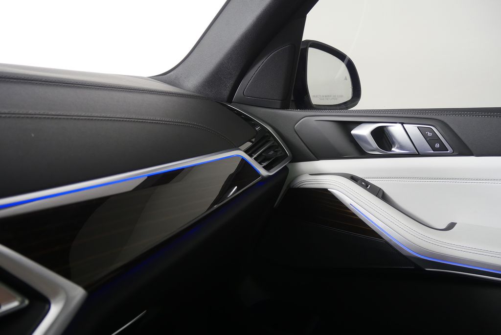 Thumbnail: 2023 BMW X5 - 26