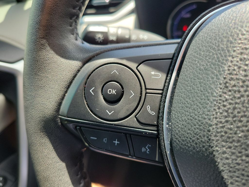 used 2022 Toyota RAV4 Hybrid car, priced at $32,998