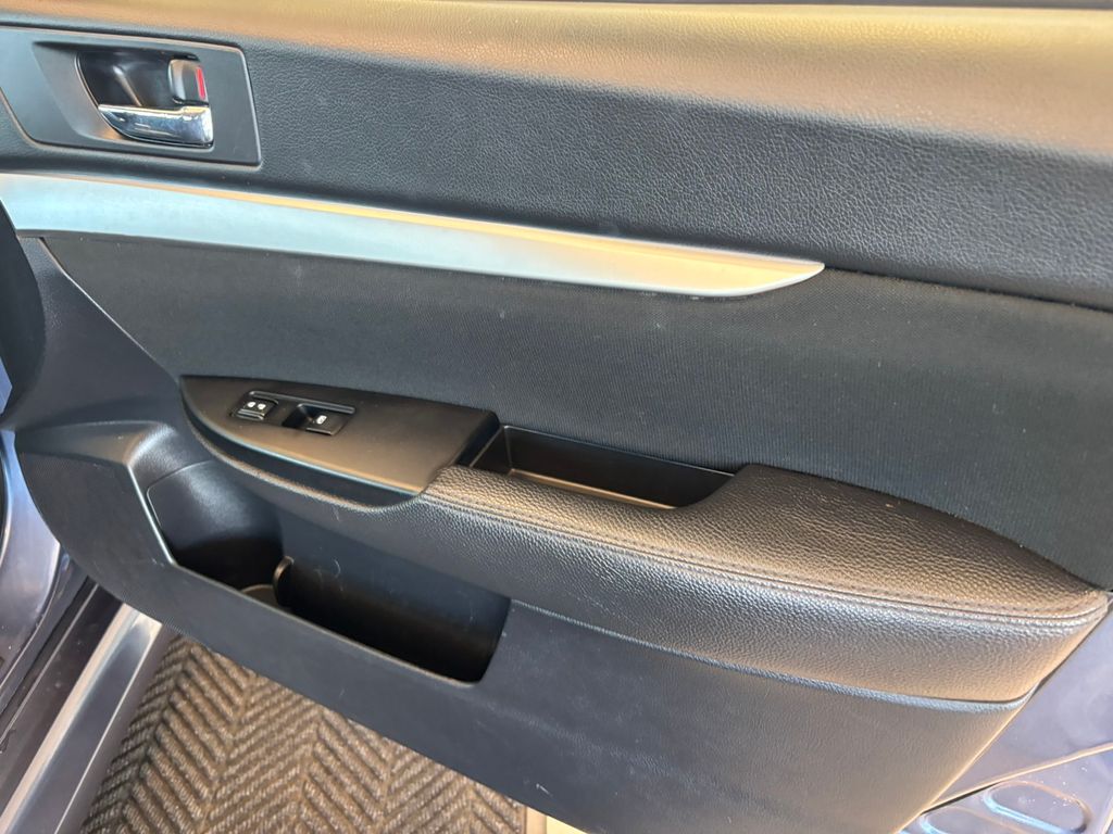 2014 Subaru Legacy 2.5i