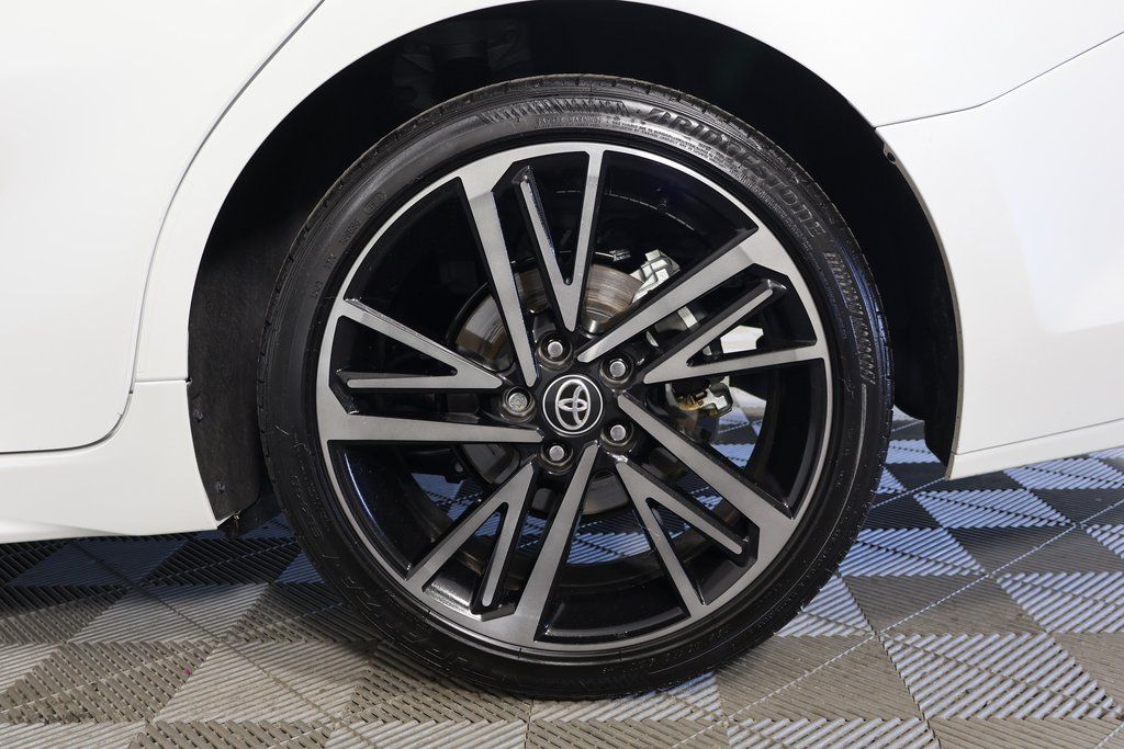 Thumbnail: 2025 Toyota Camry - 16