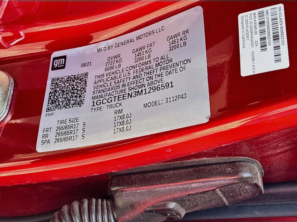 Used 2021 Red Chevrolet ZR2 image 31