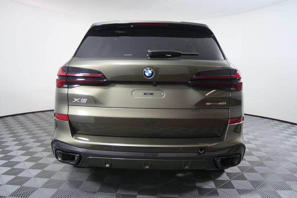 Thumbnail: 2026 BMW X5 - 4