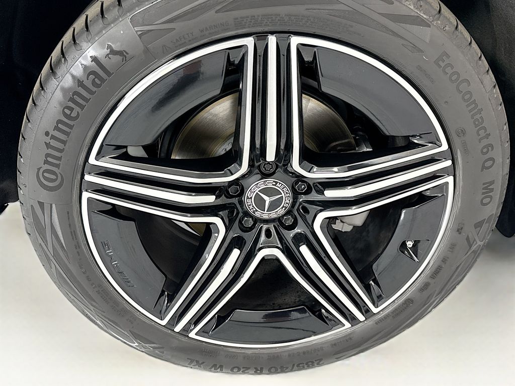 Thumbnail: 2023 Mercedes-Benz GLC - 32