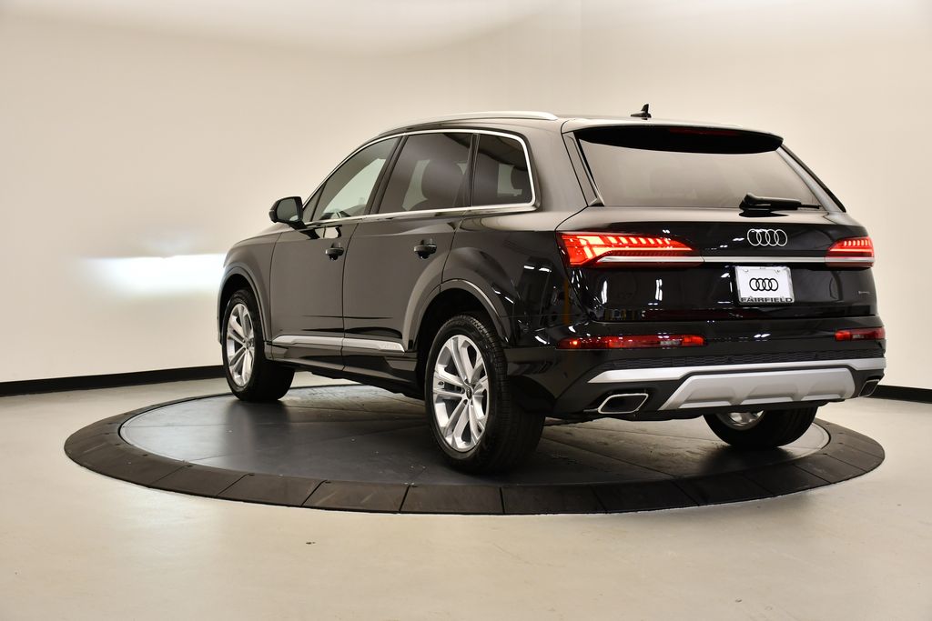 Thumbnail: 2025 Audi Q7 - 3