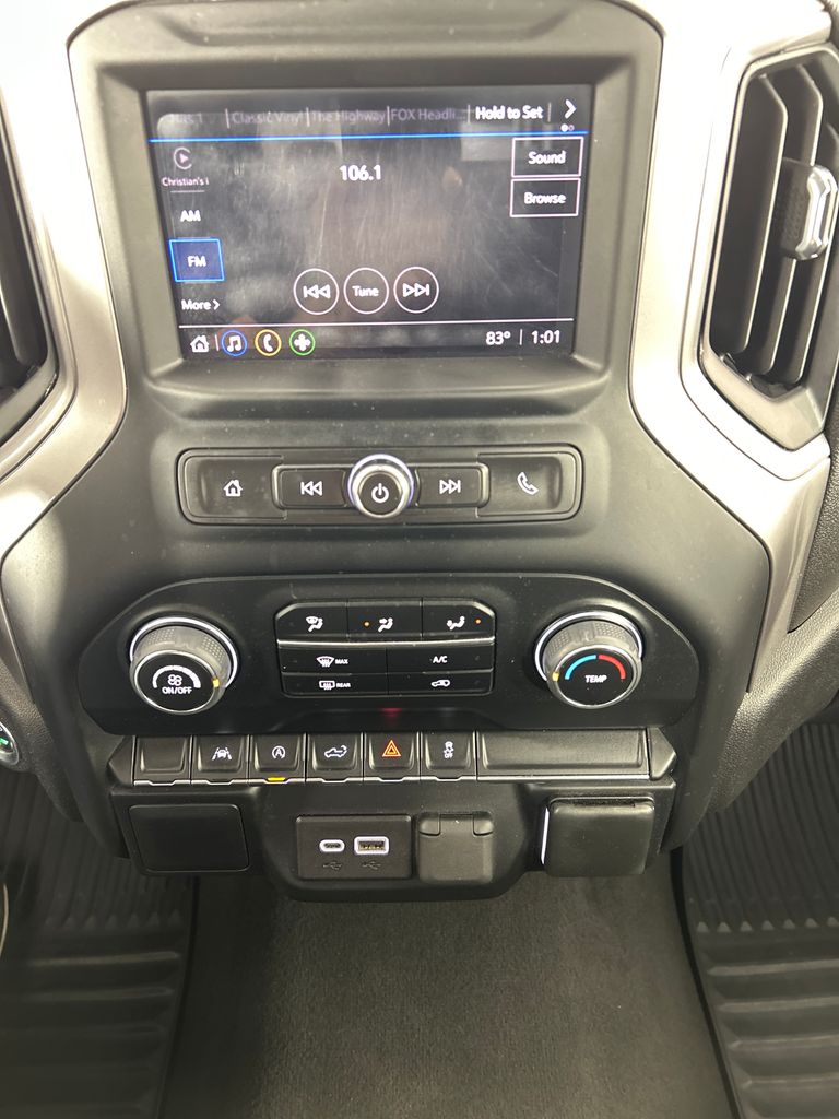 Used 2022 Gray Chevrolet Custom image 16