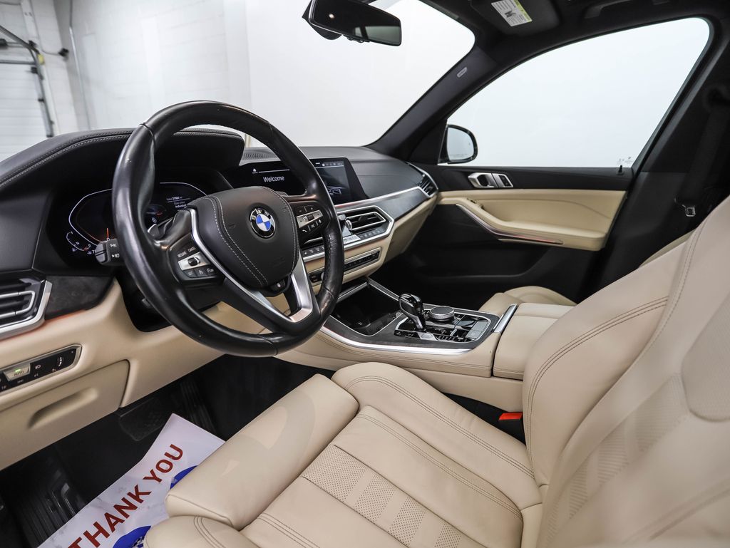 Thumbnail: 2022 BMW X5 - 10