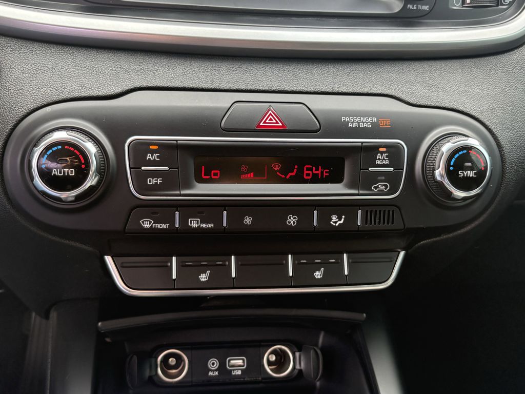 2020 Kia Sorento S Silver at Community Kia