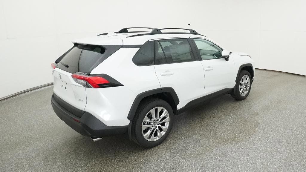 Thumbnail: 2025 Toyota RAV4 - 23