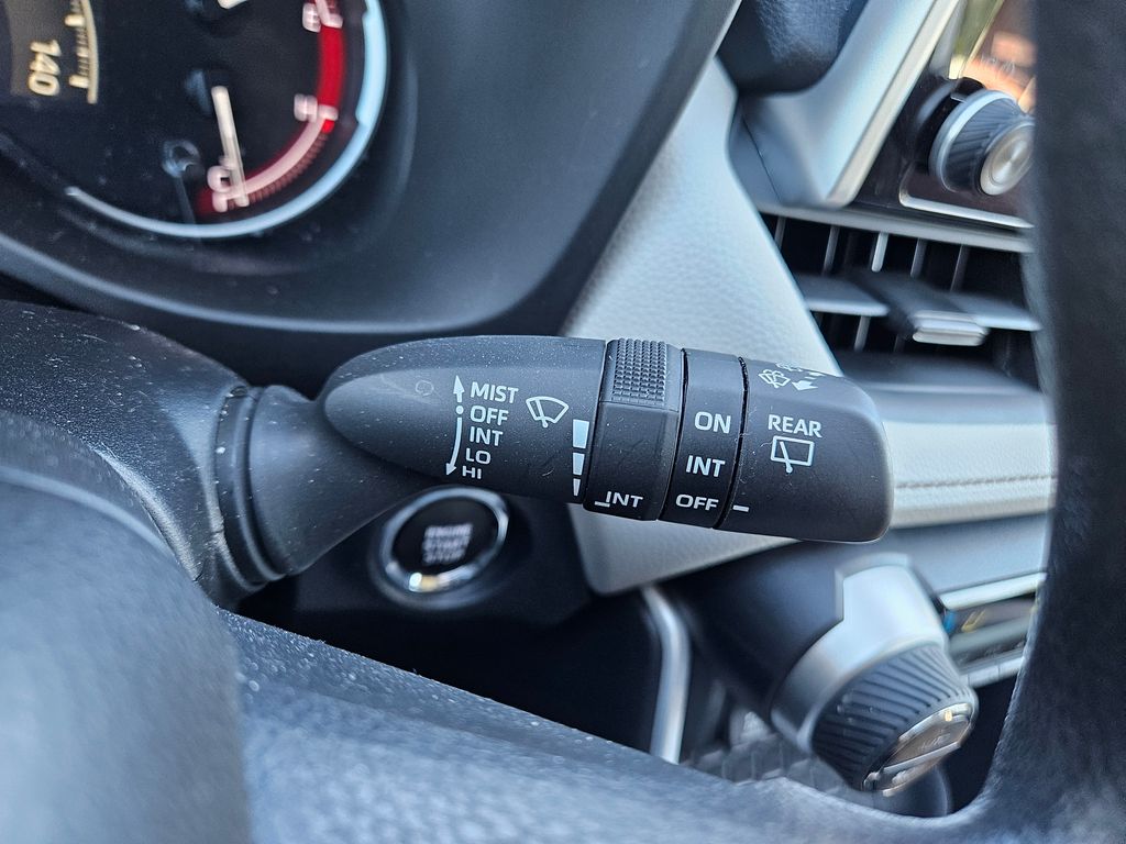 Thumbnail: 2024 Toyota RAV4 - 22