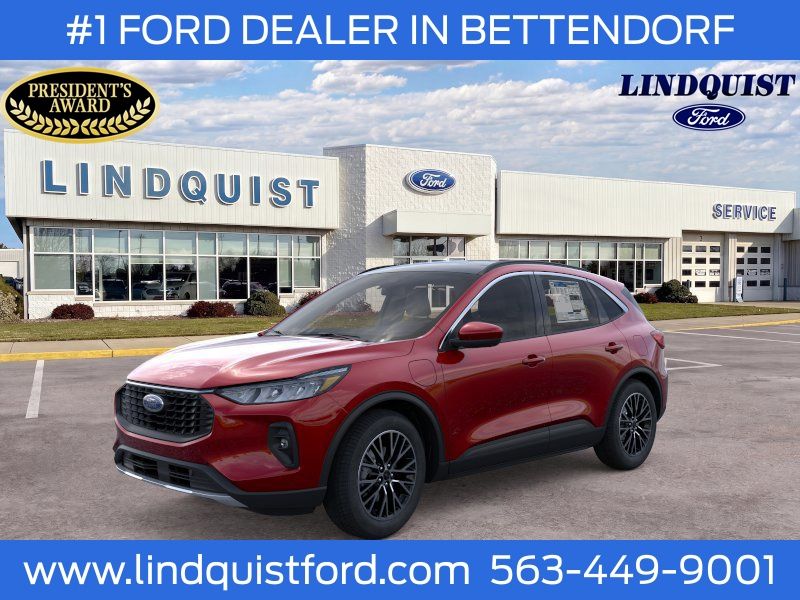 Rapid Red Metallic Tinted Clearcoat 2025 Ford Escape Hybrid Plug-in SUV / Crossover Front-Wheel Drive Continuously Variable Transmission