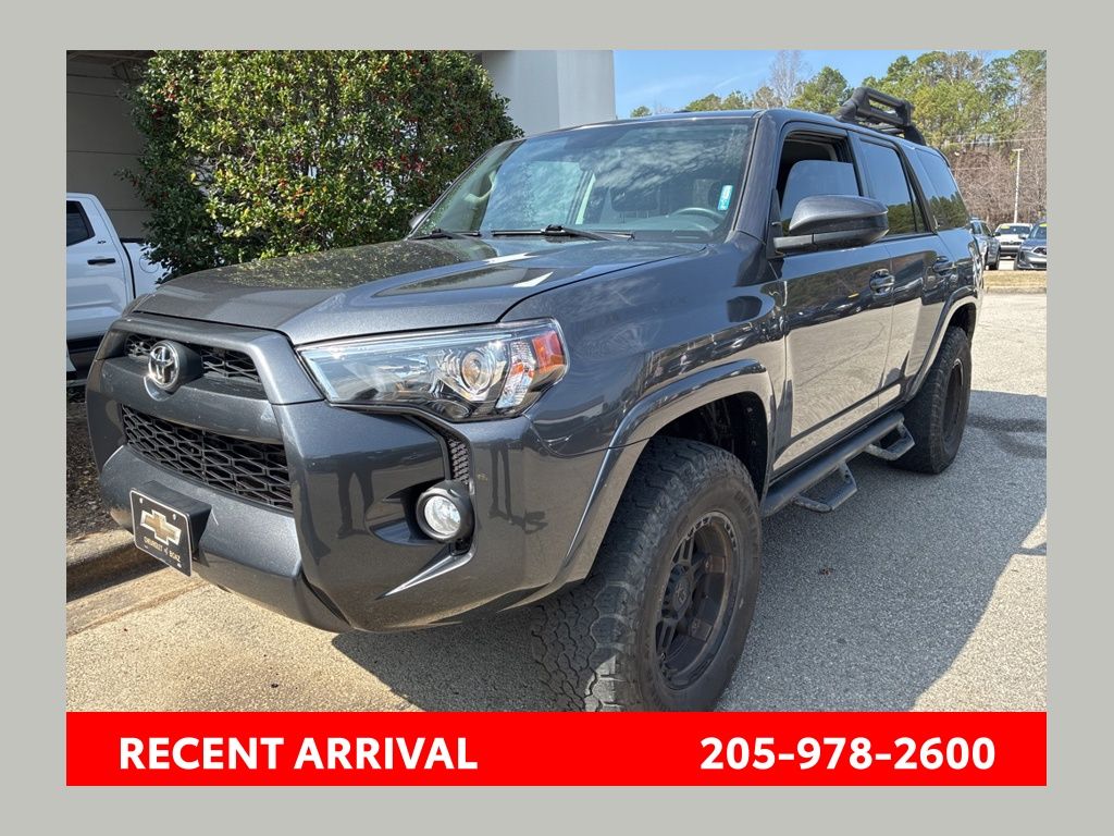 2019 Toyota 4Runner SR5 4WD