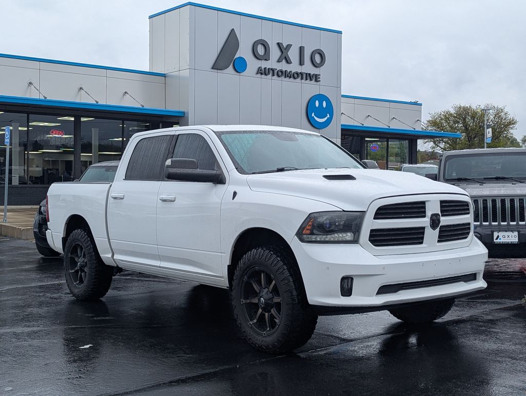 Bright White Clearcoat 2015 RAM 1500 Sport Crew Cab 4WD Pickup Truck Four-Wheel Drive 8-Speed Automatic
