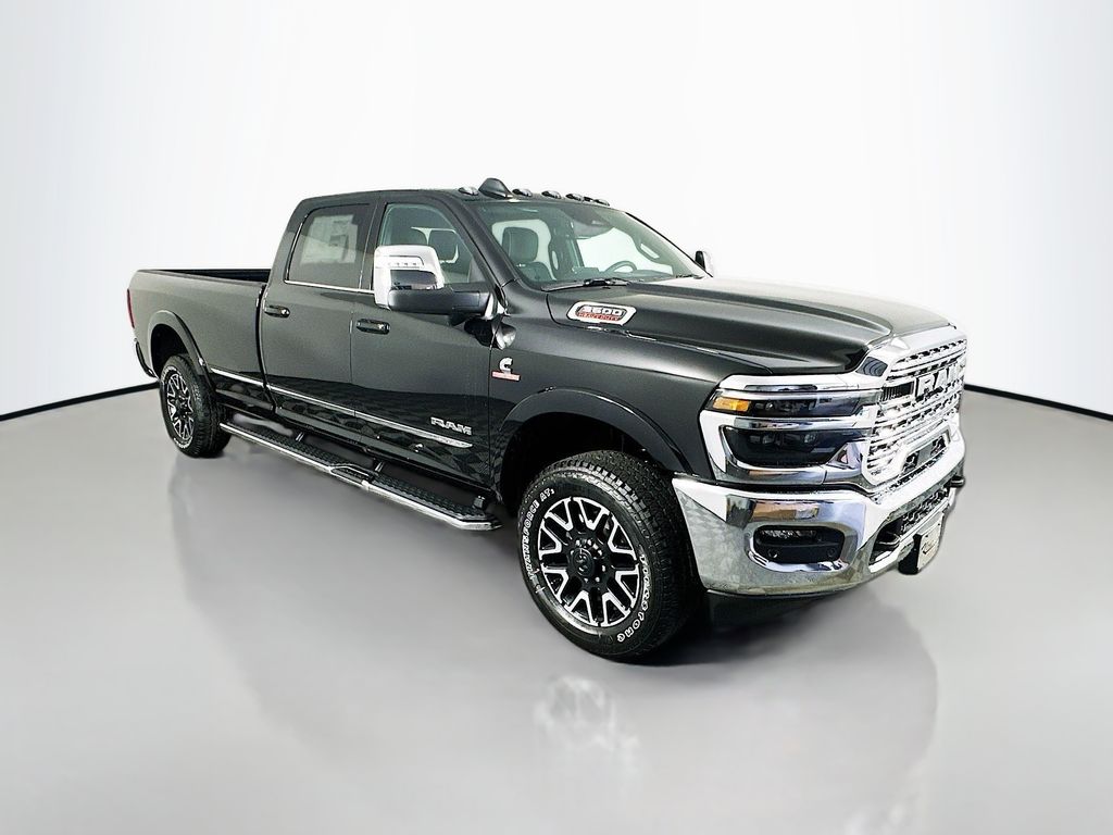 2026 RAM 3500 Limited Crew Cab LB 4WD