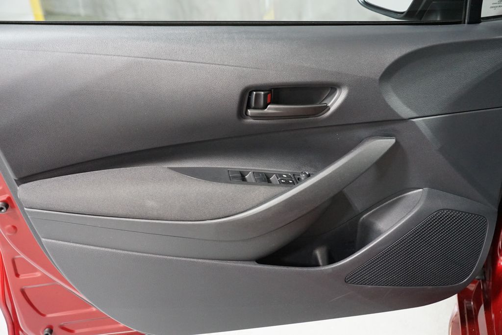 Thumbnail: 2025 Toyota Corolla - 27