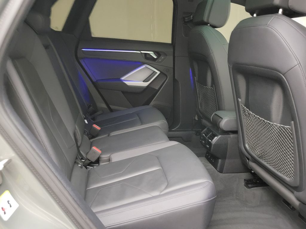 Thumbnail: 2023 Audi Q3 - 16