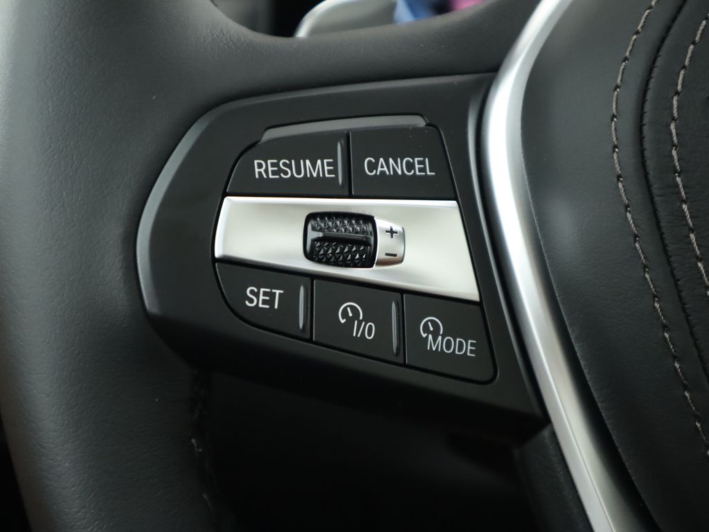 Thumbnail: 2026 BMW X5 - 12