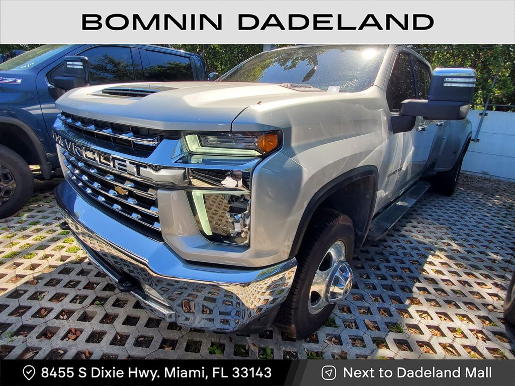 2022 Chevrolet Silverado 3500HD LTZ photo