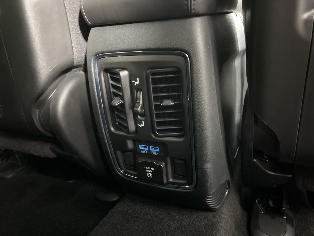 2022 Jeep Grand Cherokee Limited Edition 10