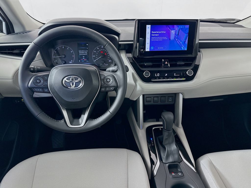 Thumbnail: 2025 Toyota Corolla Cross - 22
