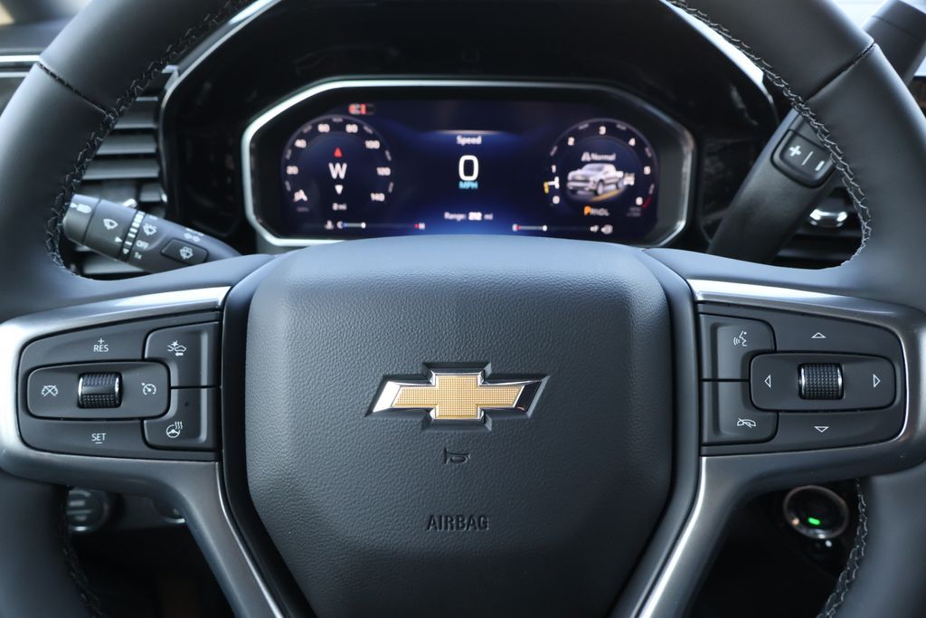 Thumbnail: 2026 Chevrolet Silverado 1500 - 21