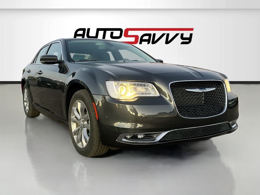 2021 Chrysler 300 Touring