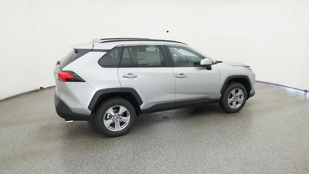 Thumbnail: 2025 Toyota RAV4 - 23