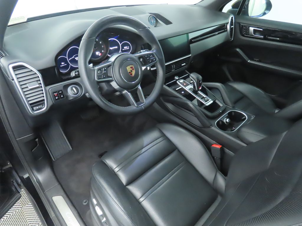 Thumbnail: 2019 Porsche Cayenne - 9