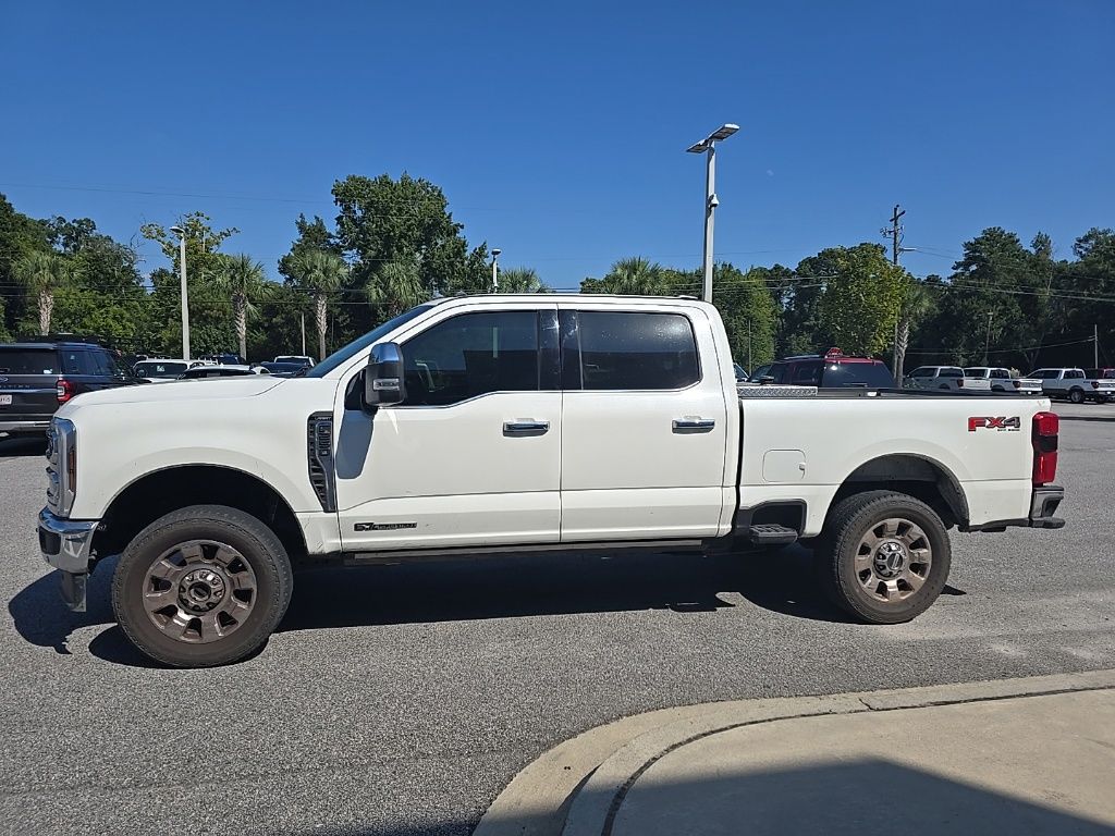 2025 Ford F-250 Super Duty LARIAT