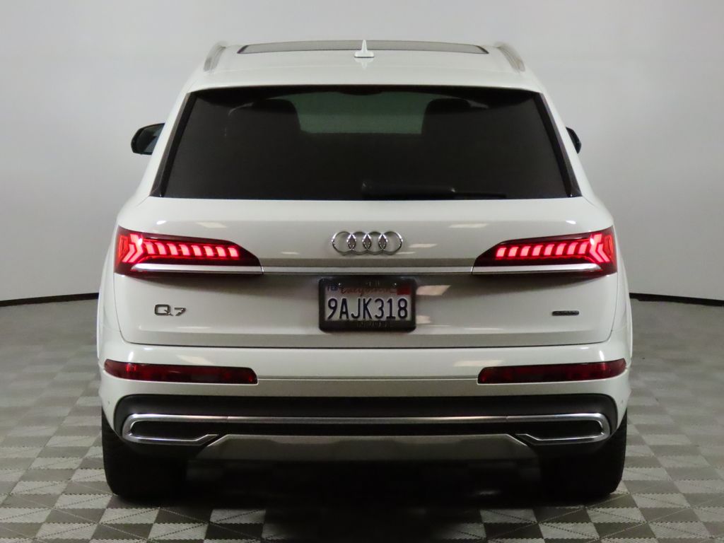 Thumbnail: 2022 Audi Q7 - 4