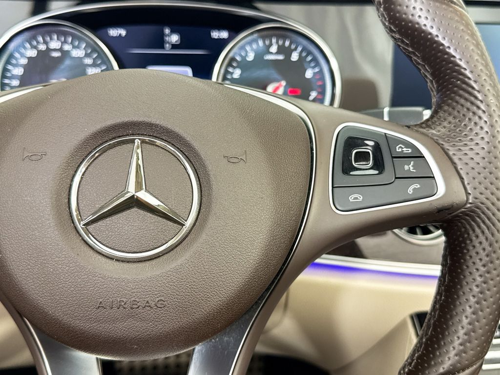 Thumbnail: 2018 Mercedes-Benz E-Class - 12