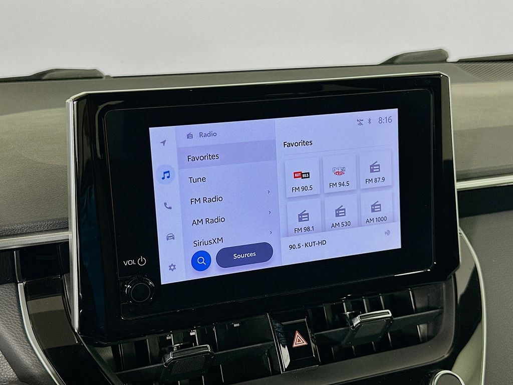 2023 Toyota Corolla SE 14