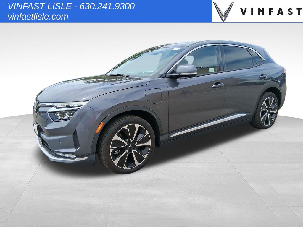 Neptune 2025 VinFast VF8 Plus AWD SUV / Crossover All-Wheel Drive 1-Speed Automatic