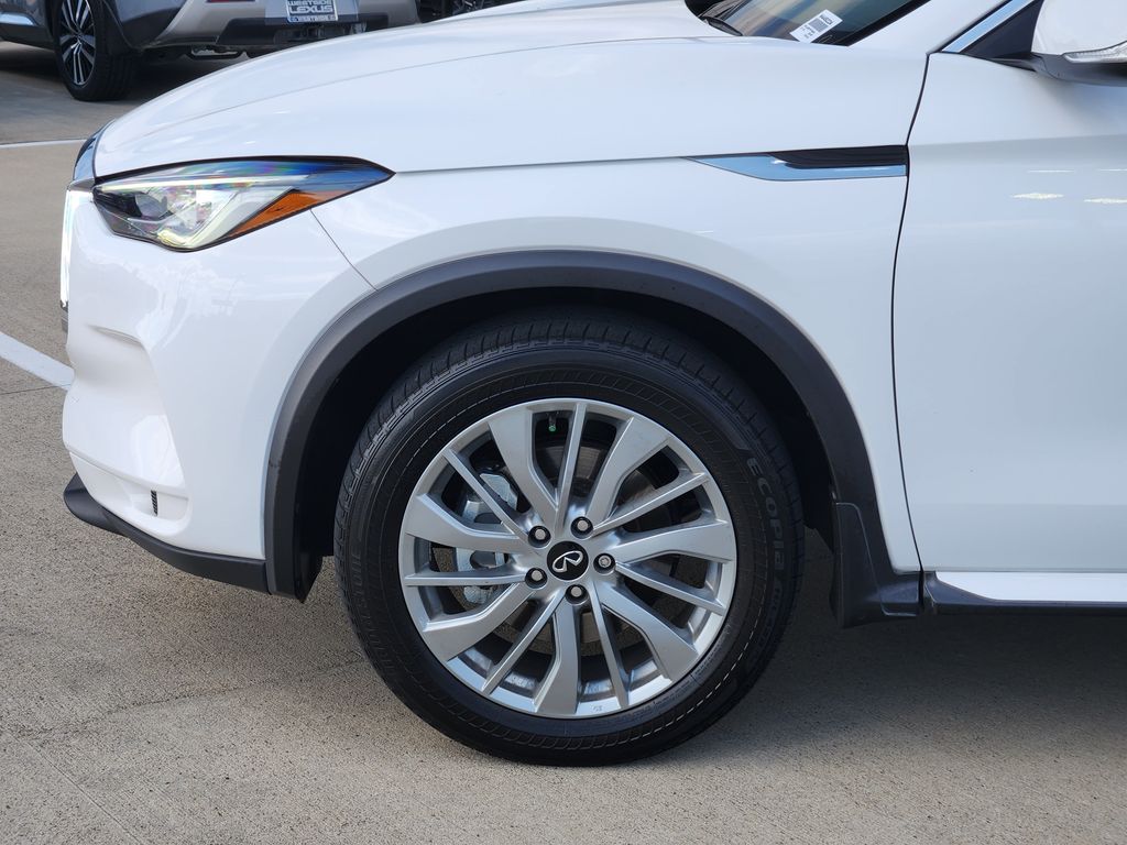 2023 INFINITI QX50 LUXE White at South Houston Nissan
