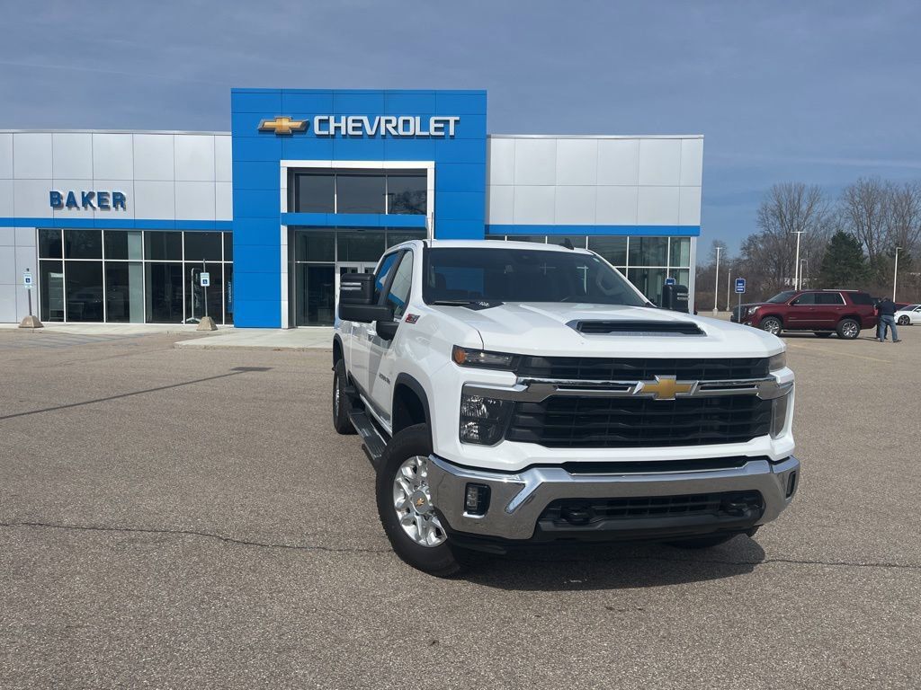 Used 2025 Chevrolet Silverado 2500 HD Image