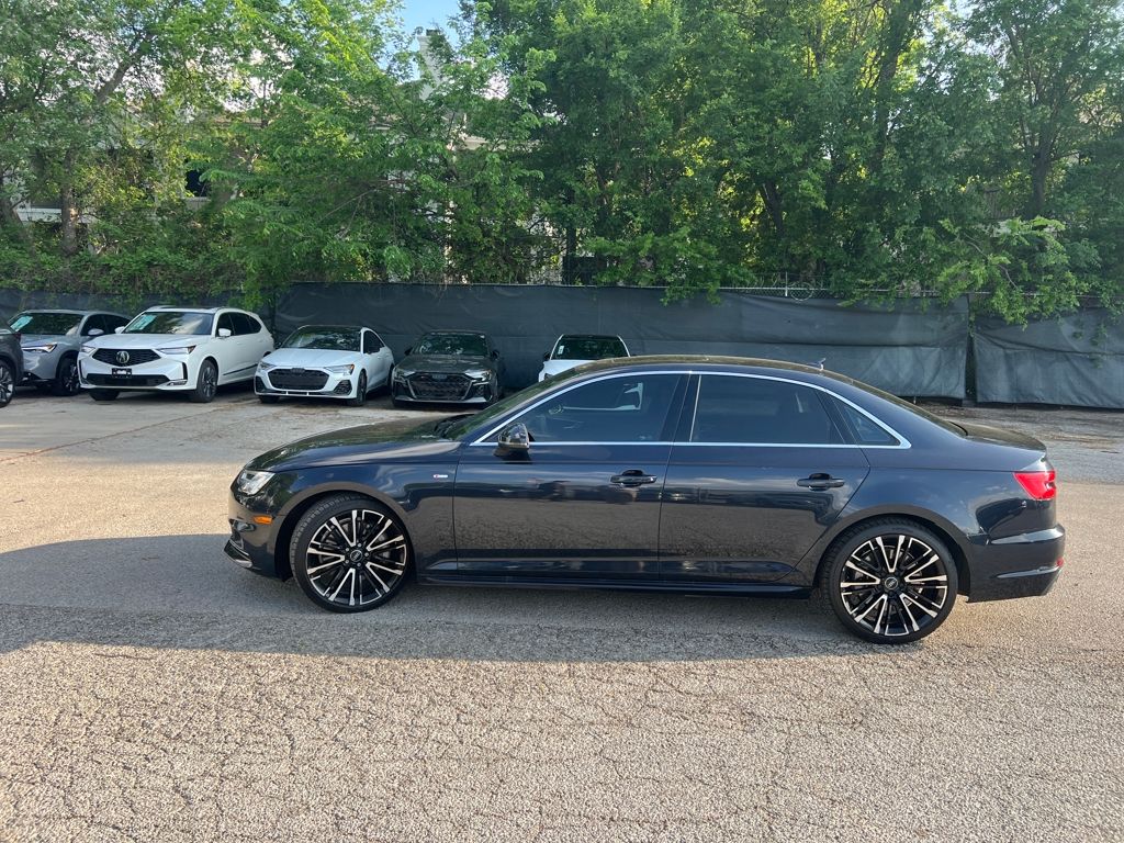 View vehicle photo 7