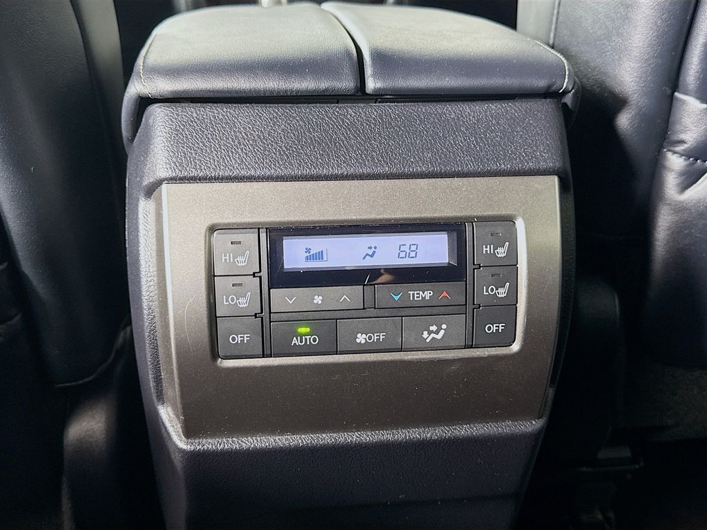 2023 Lexus GX 460 Luxury 26