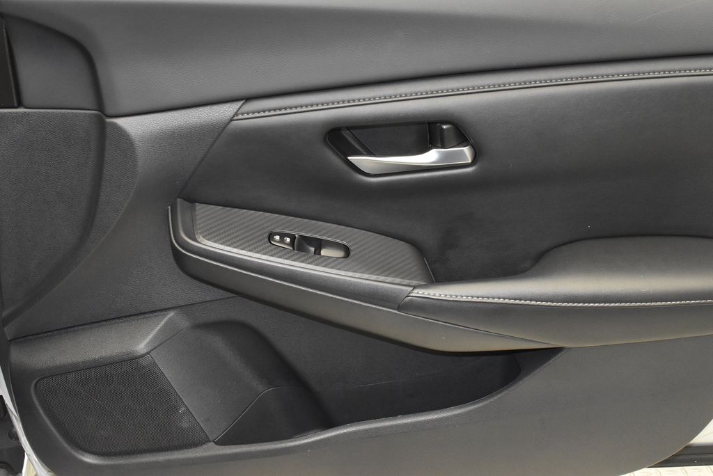 2022 Nissan Sentra SV 21