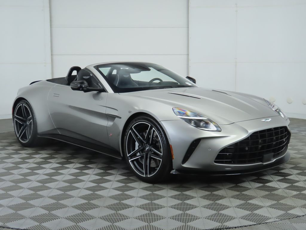 Thumbnail: 2026 Aston Martin Vantage - 3