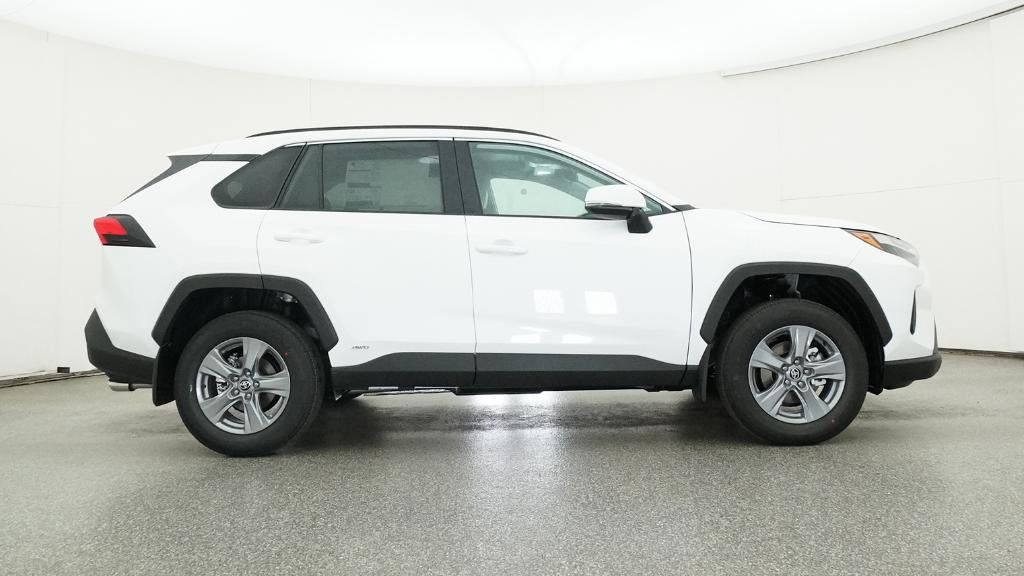 Thumbnail: 2025 Toyota RAV4 - 2